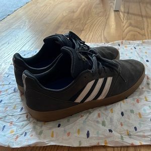 Men’s Adidas Suciu shoes